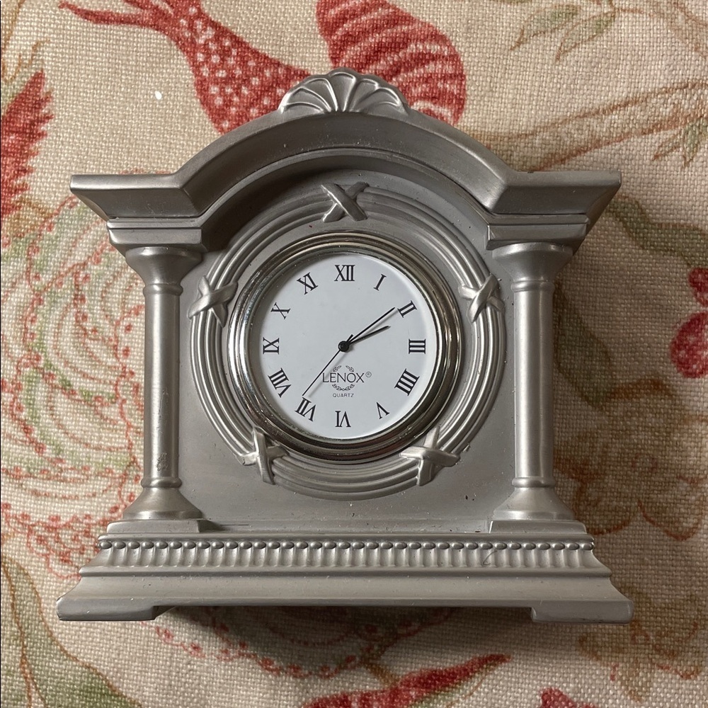 Lenox Classic Pedestal Silver Desk Roman Numerals Analogue Quartz Insert Clock